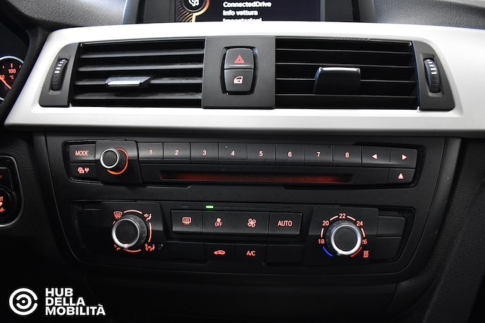 BMW 318d Business aut.